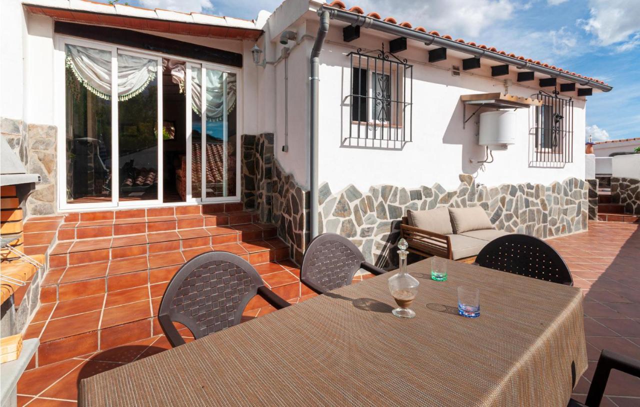 Awesome Home In Antequera With Wifi Exteriör bild