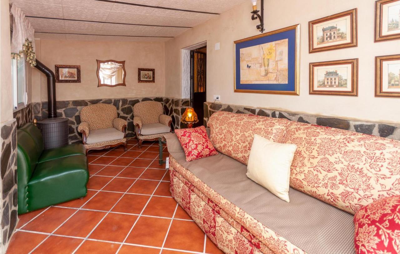 Awesome Home In Antequera With Wifi Exteriör bild