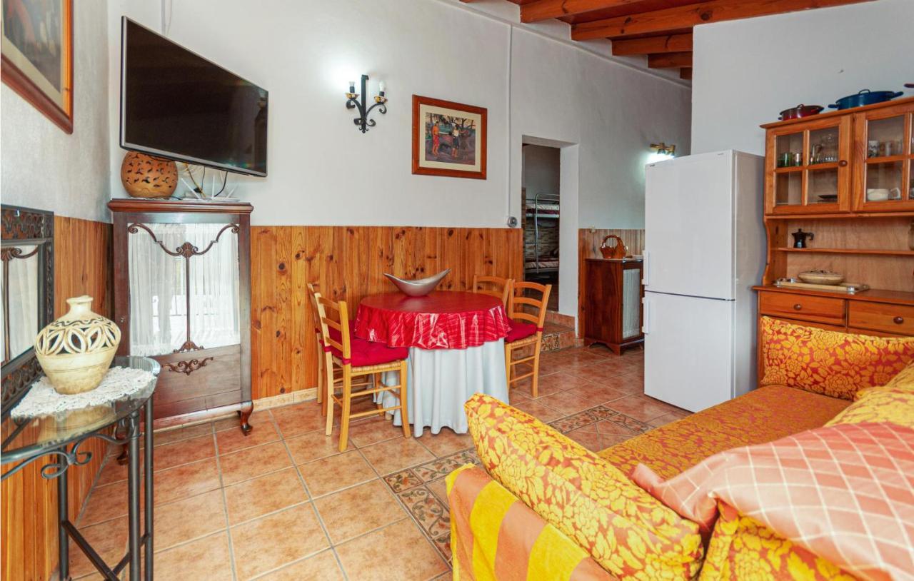 Awesome Home In Antequera With Wifi Exteriör bild